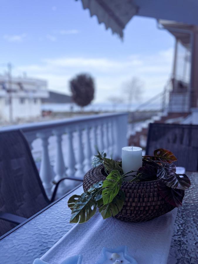 Coastline Apartment Néa Péramos 외부 사진