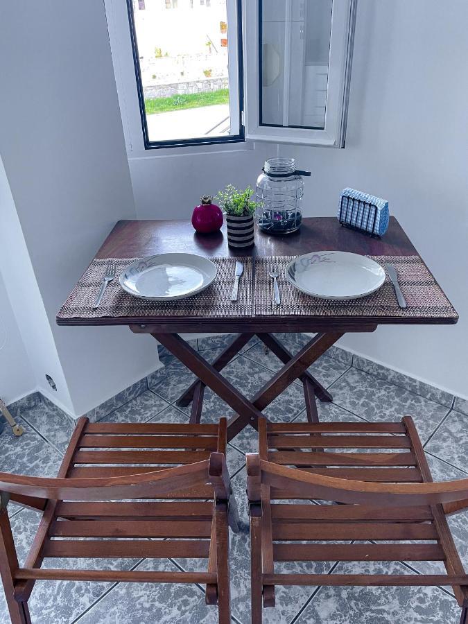 Coastline Apartment Néa Péramos 외부 사진