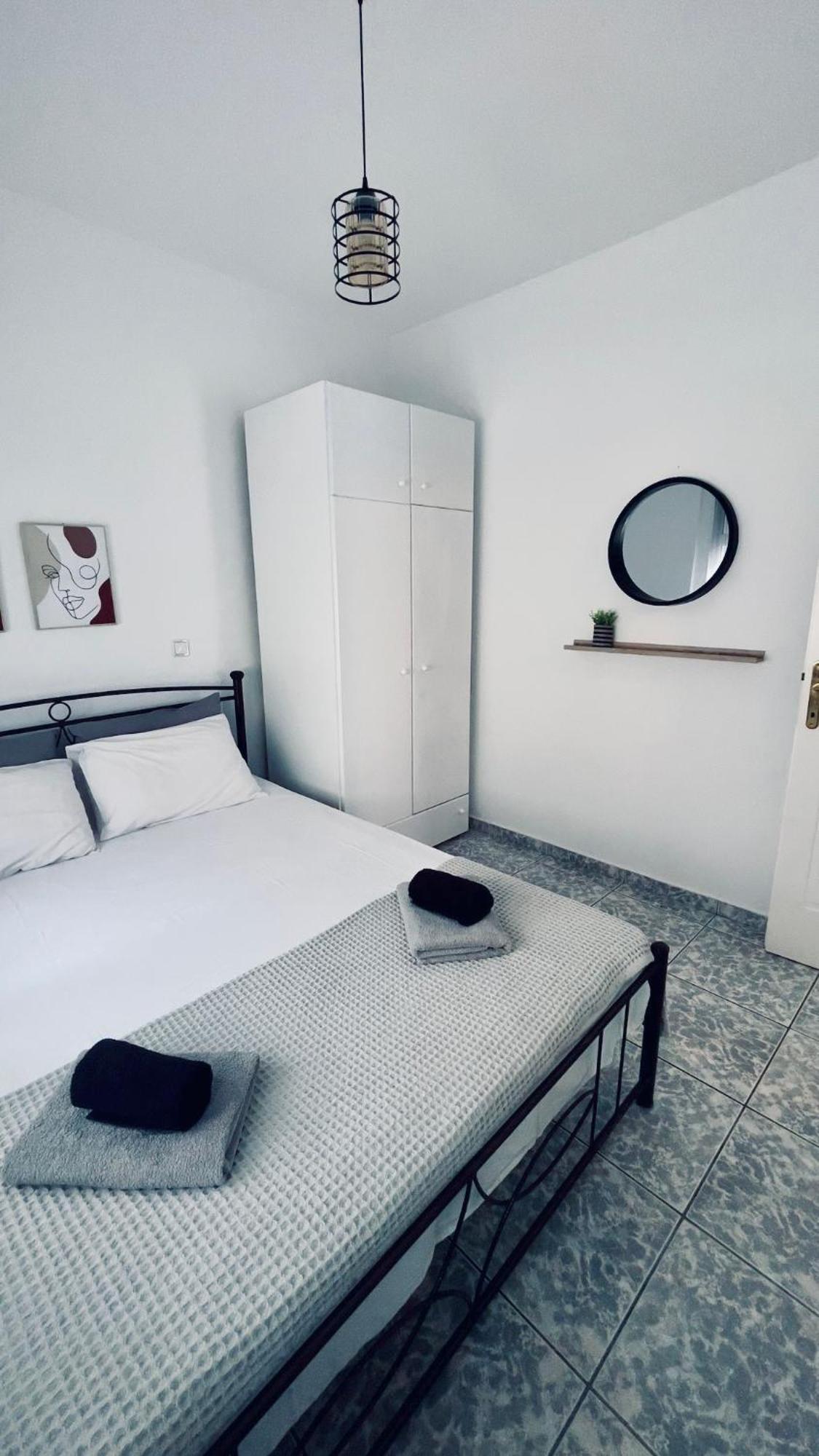 Coastline Apartment Néa Péramos 외부 사진